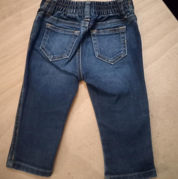 NWOT 6-12m Joe Fresh Baby by Bebe Blue Jeans with Embroidered Flowers - Picture 4 of 4